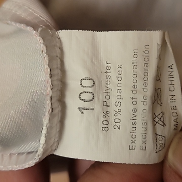 Two Gymnastic Leotards Flowers and Dinosaurs - size 100 - Picture 4 of 8